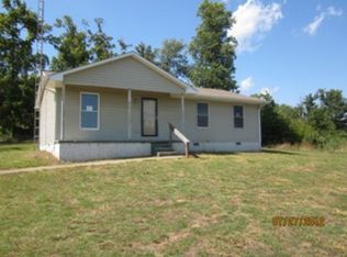 250 H L Ladd Rd, Princeton, KY 42445