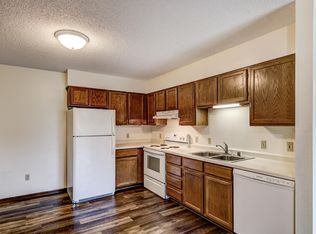 876 Helen St #5, Prescott, WI 54021