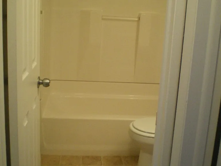 Winkworth Apartment Homes — Photo 13