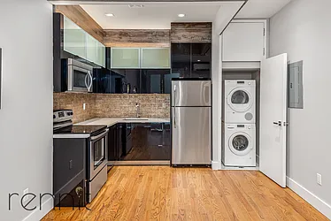 Rented by Rennit Inc.