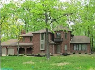 8382 Kirkaldy Ct, Dublin, OH 43017