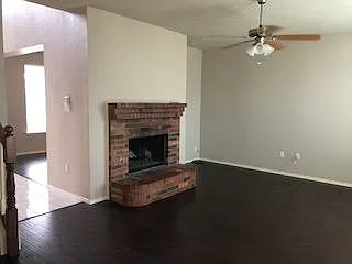1415 Vanderbilt Ln — Photo 7