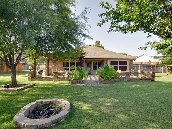 4th image of 2772 Red Wolf Dr