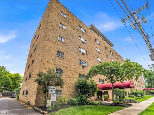 115 S Rocky River Dr APT 306, Berea, OH 44017