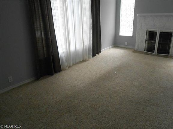 4th image of 23149 Clifford Dr