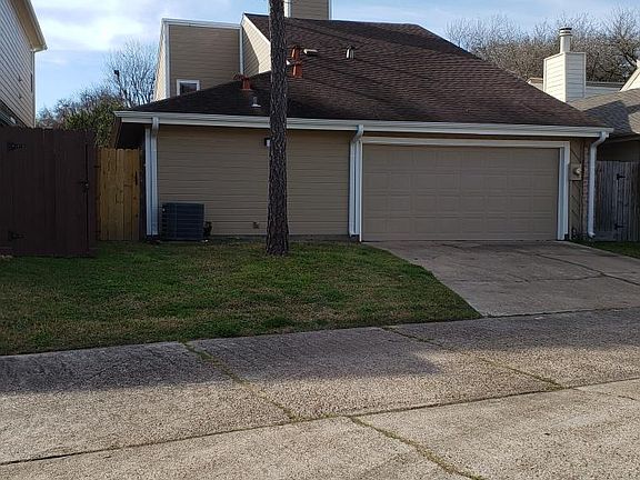 2nd image of 12117 Poulson Dr