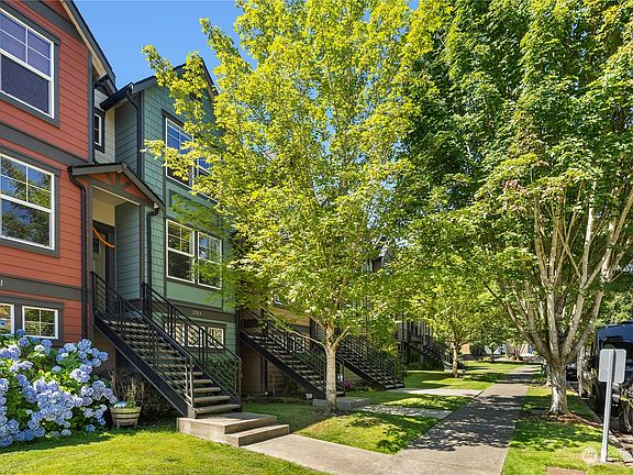 2nd image of 2703 SW Sylvan Heights Drive