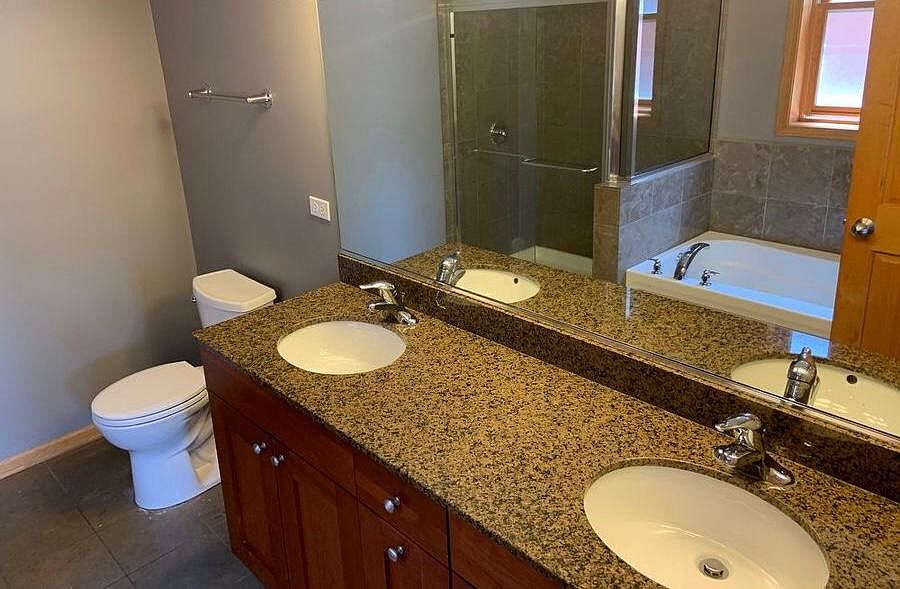 1st image of 3303 S Michigan Ave #3
