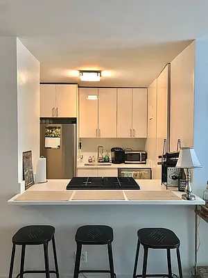 Rented by Olympia House Delaware LP | media 131