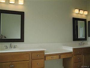 4th image of 2880 Newcastle Way