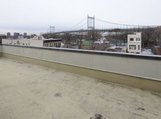 2527 18th St APT 5A, Astoria, NY 11102