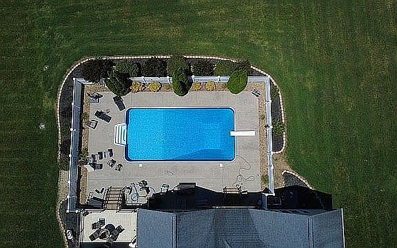 5th image of 100 Springview Cv