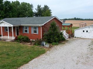 8895 N Loretto Rd, Loretto, KY 40037
