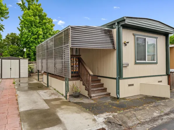 126 El Crystal Drive, Santa Rosa, CA 95407