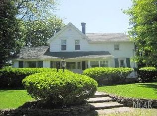 7010 Whiteford Center Rd, Lambertville, MI 48144