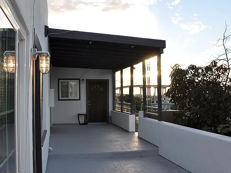 2155 Logan Ave #B — Photo 1