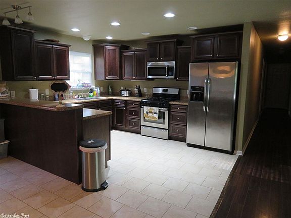 4th image of 104 Pine Shore Ln