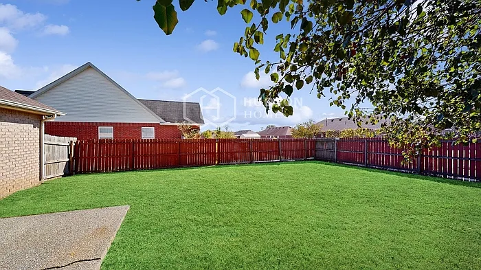 8014 Valencia Dr — Photo 30
