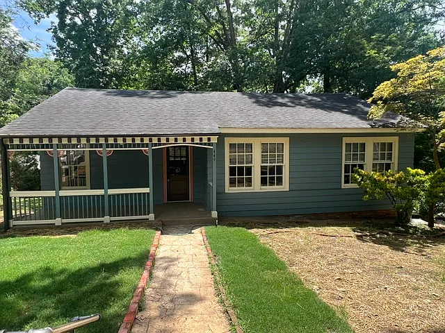449 Northside Dr — Photo 1