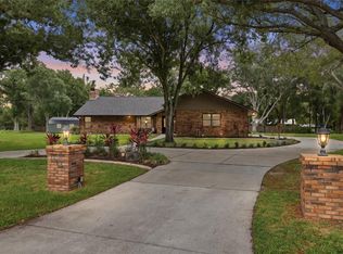 10616 Forest Run Dr, Bradenton, FL 34211