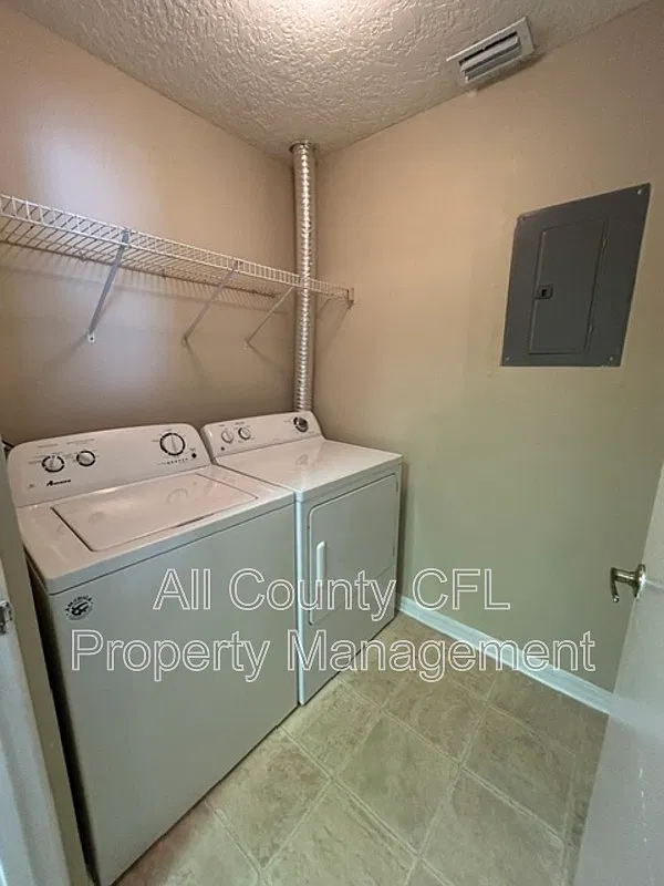 1 bed, 1.0 bath, 840 sqft, $1,300 — Photo 4