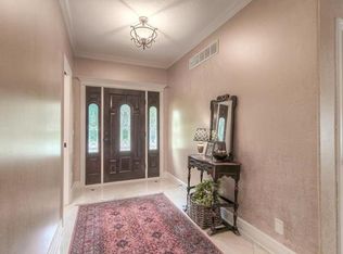 6420 W 69th St, Overland Park, KS 66204