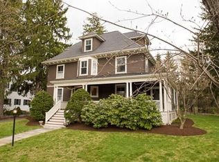 37 Pine St, Wellesley, MA 02481