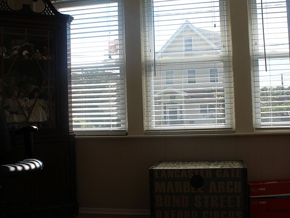 3rd image of 28 Hartwell Pl