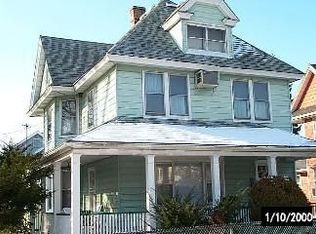 315 Vincent Ave, Lynbrook, NY 11563