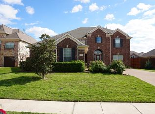 2516 Green Meadow Dr, Sachse, TX 75048