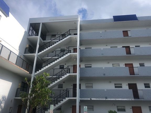 3rd image of 7521 NW 16th St APT 4105