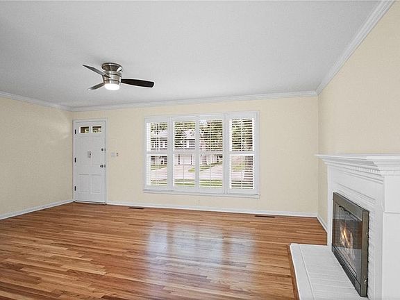 2nd image of 2908 Cheyenne Cir