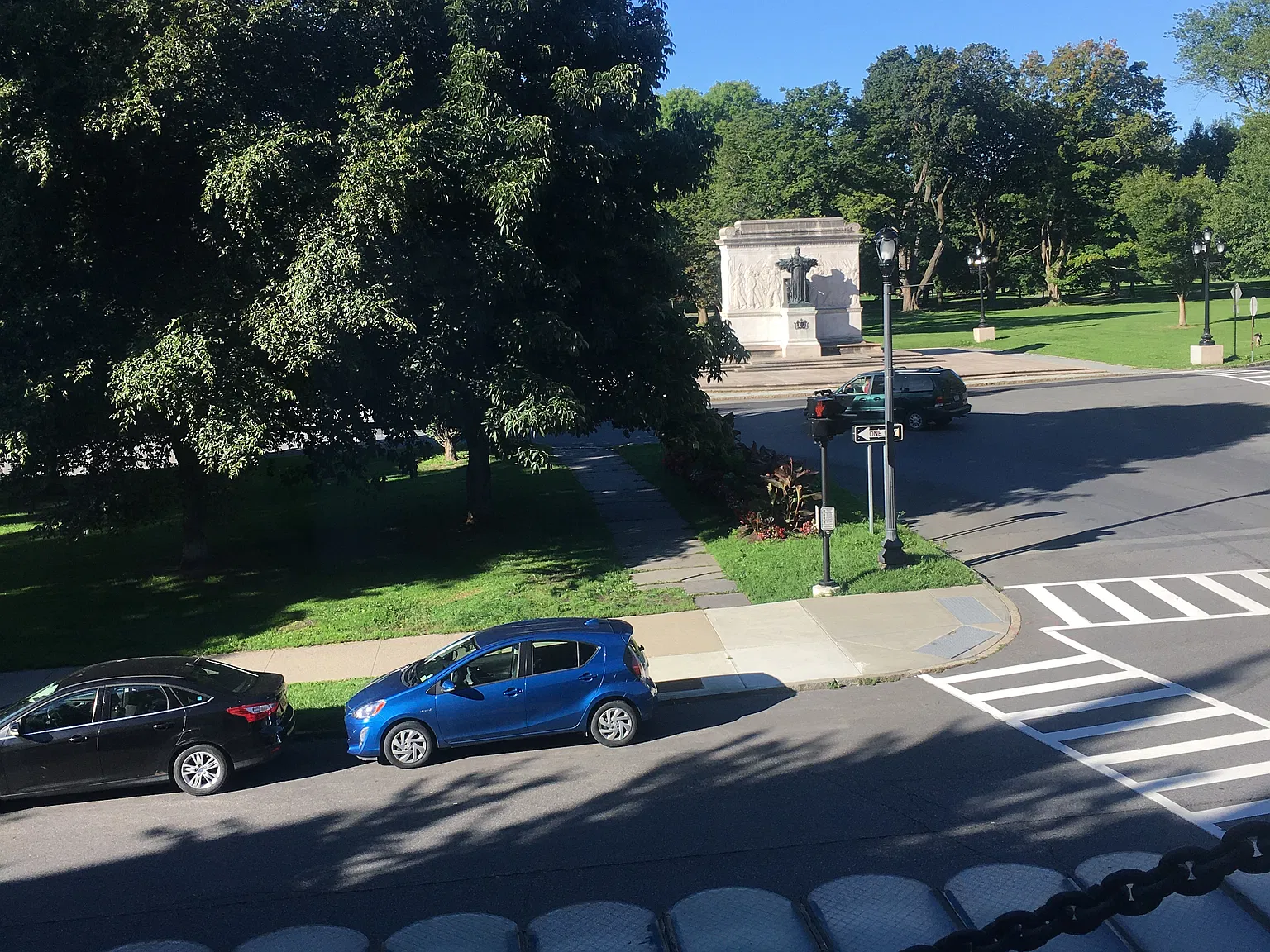 1 bed, 621 sqft, $1,350 — Photo 4
