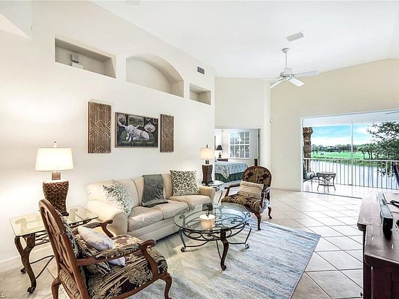 3rd image of 10392 Autumn Breeze DR #202