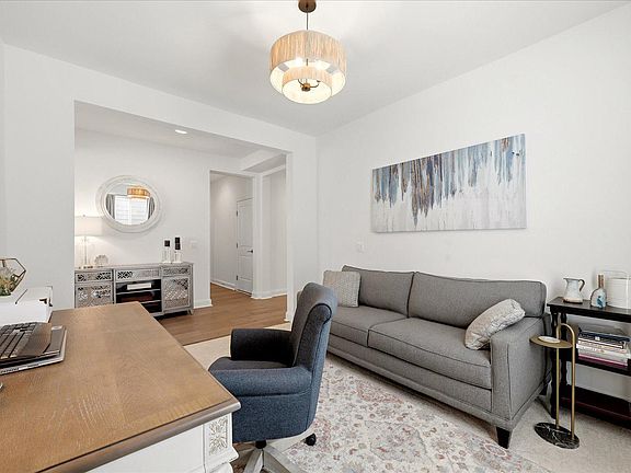 5th image of 108 Viceroy Way