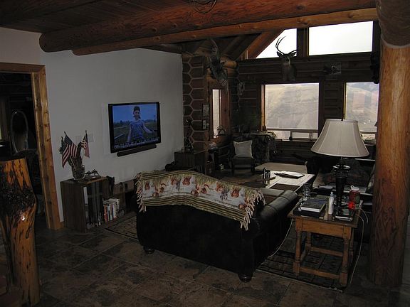 4th image of 254 Bucks Blvd