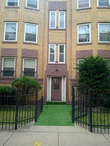 8132 S Maryland Ave #1 Photo 1