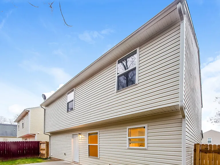 3202 Kayla Ln — Photo 16