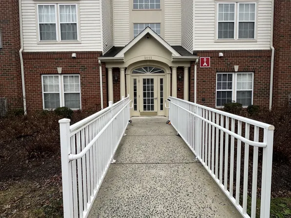 2001 Whispering Ponds Ct, Salisbury, MD