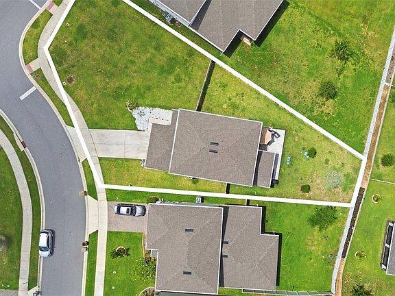 2nd image of 7603 Taormina Way