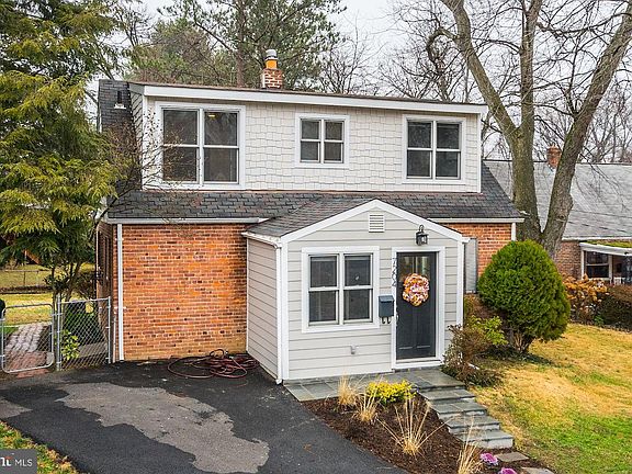2nd image of 7204 Roosevelt Ave
