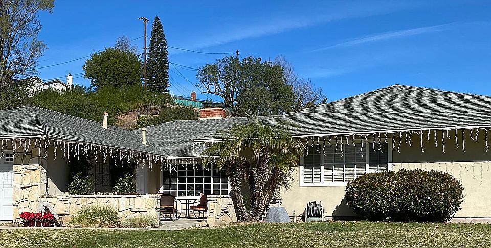 1st image of 289 W Siesta Ave