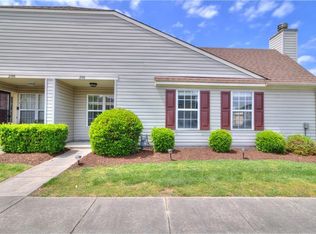 2910 Tracker Ln, Chesapeake, VA 23321