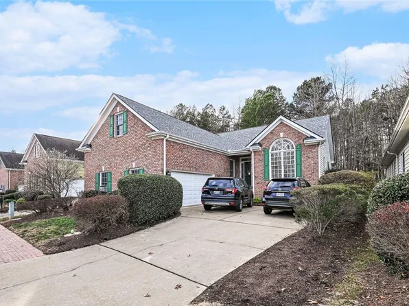 1218 Champions Pointe Dr, Durham, NC 27712