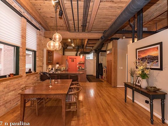 2nd image of 1737 N Paulina St #1111
