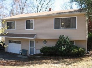 78 Woodland Dr, Vernon, NJ 07462
