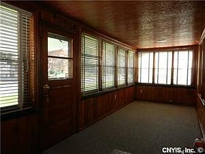 3rd image of 105 Northwood Dr