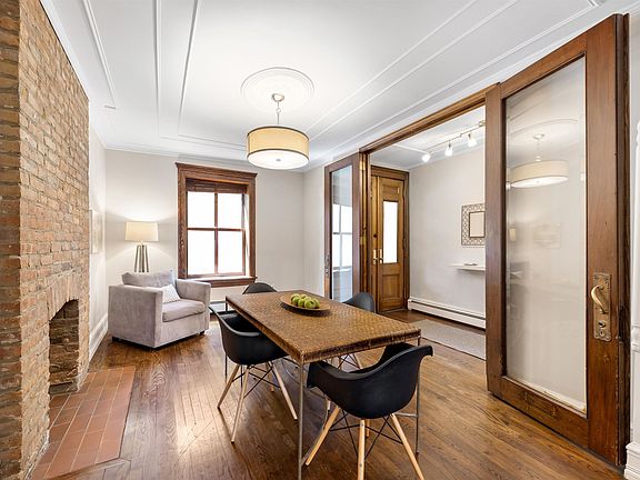 2nd image of 136 Sussex St