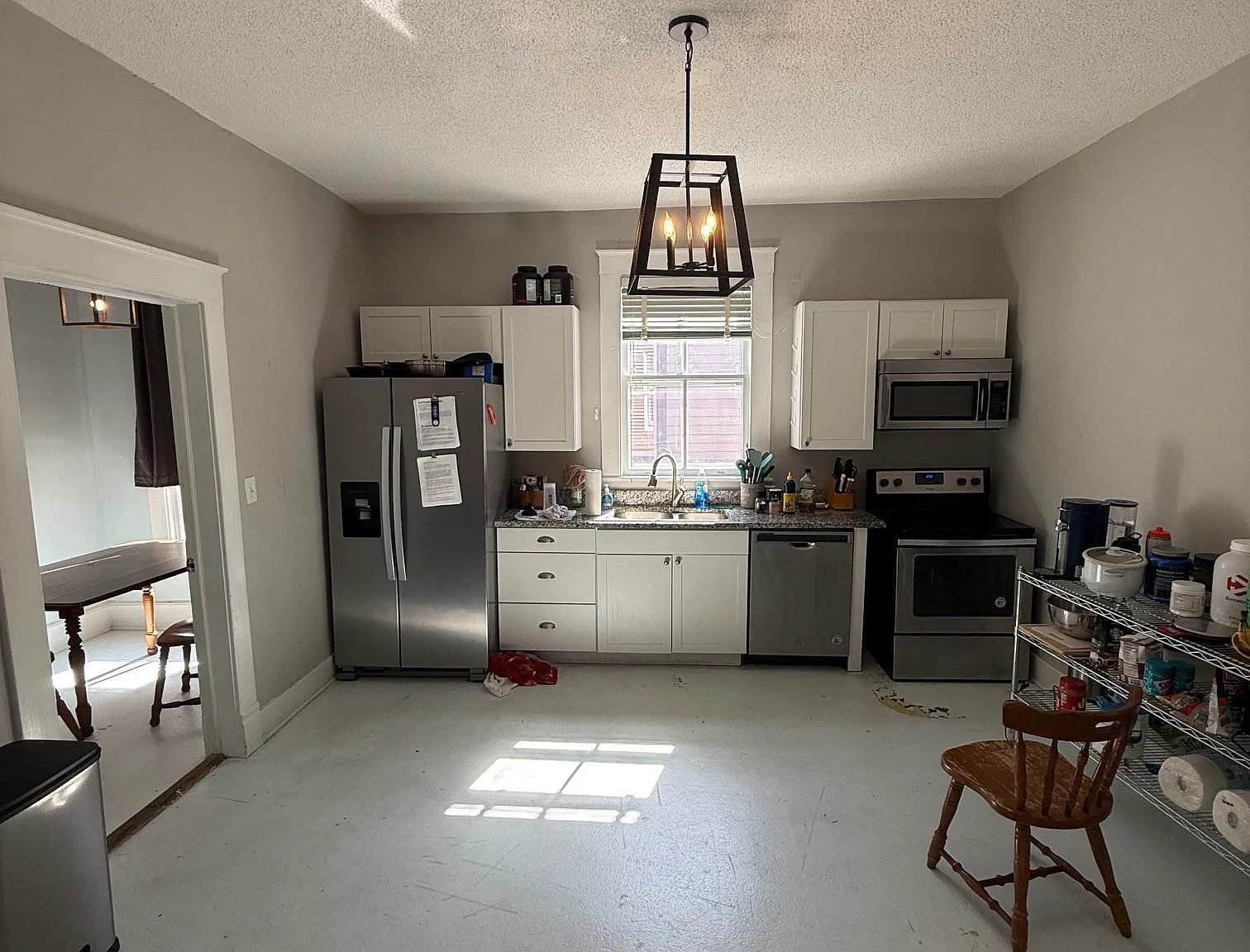 4 bed, 2202 sqft, $3,000 — Photo 3