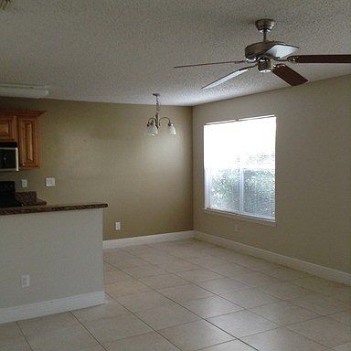 4th image of 2608 Grassy Point Dr Unit 100
